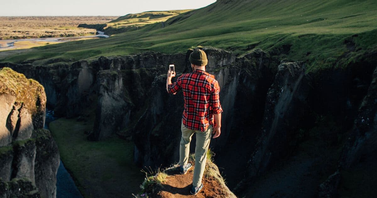 How to Avoid Roaming Charges in Europe: 5 Ways That Actually Work (2026)