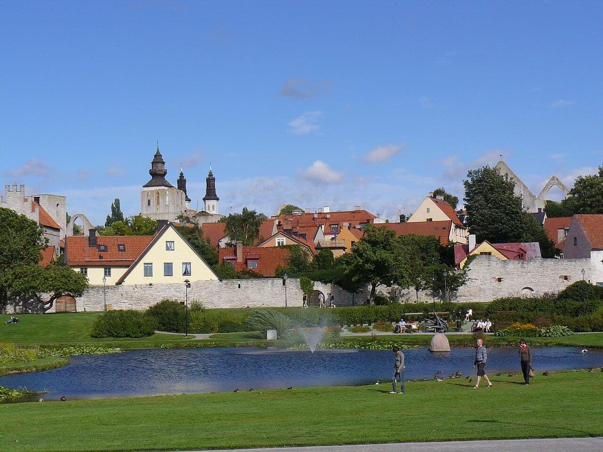 Internet in Sweden: Stockholm, Lapland and a Cashless Country (2026)
