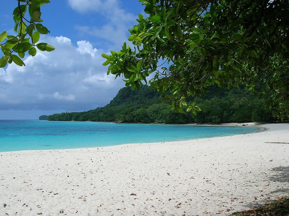 Internet in Vanuatu: Port Vila, Santo and the Volcano Islands (2026)
